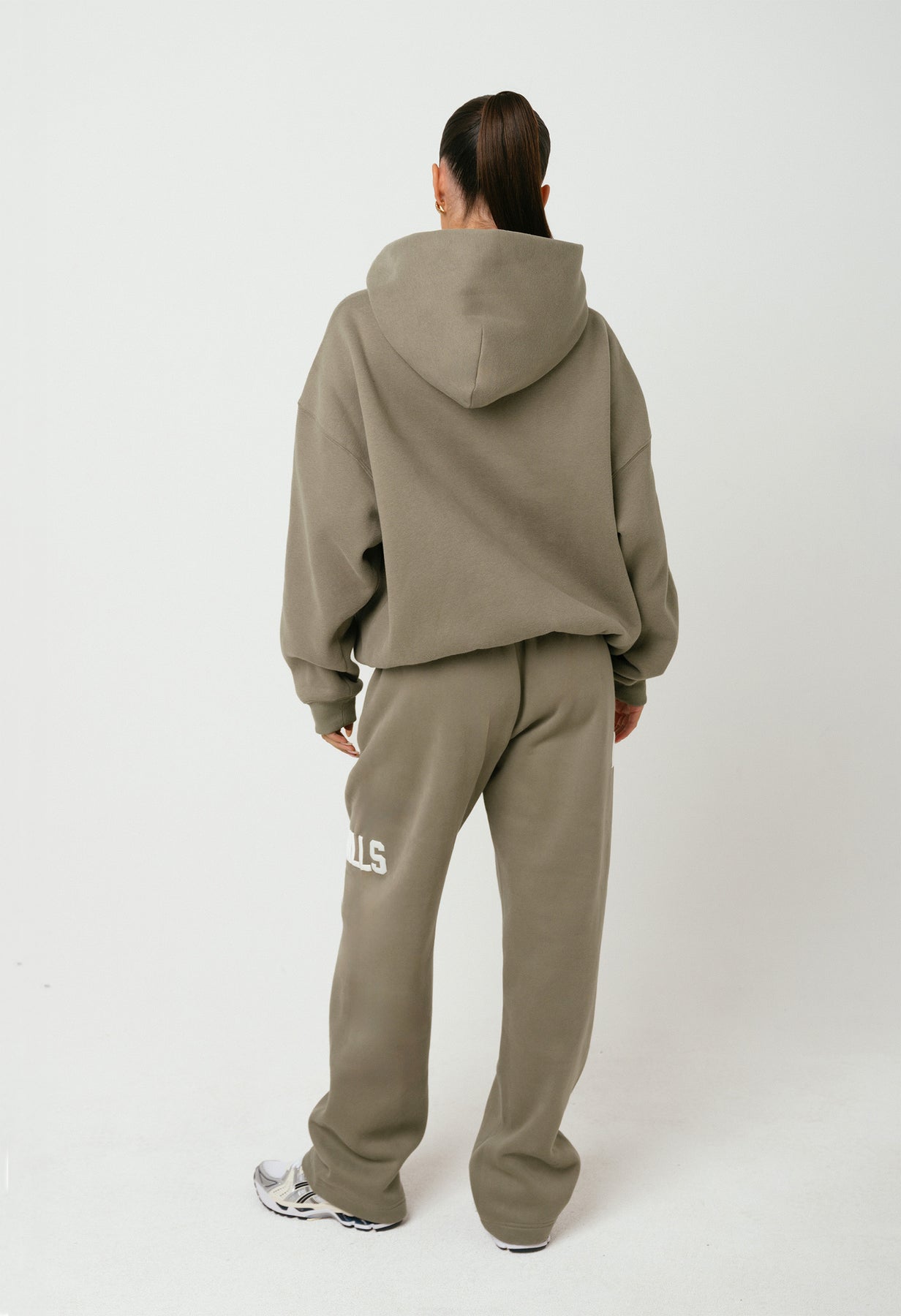 Gated Community Sage Tracksuit – Straight Leg